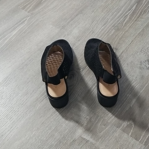 American Eagle booties - Picture 5 of 6